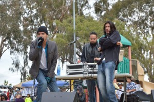 Owen, Juice, Rskwared perform   
